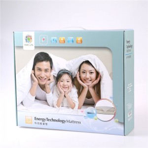 تعبئة المنتج كرتون